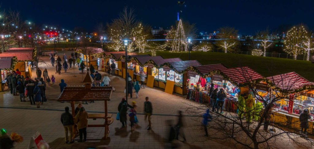 The Aurora Christkindlmarket at night. Photo credit: Enjoy Illinois.
